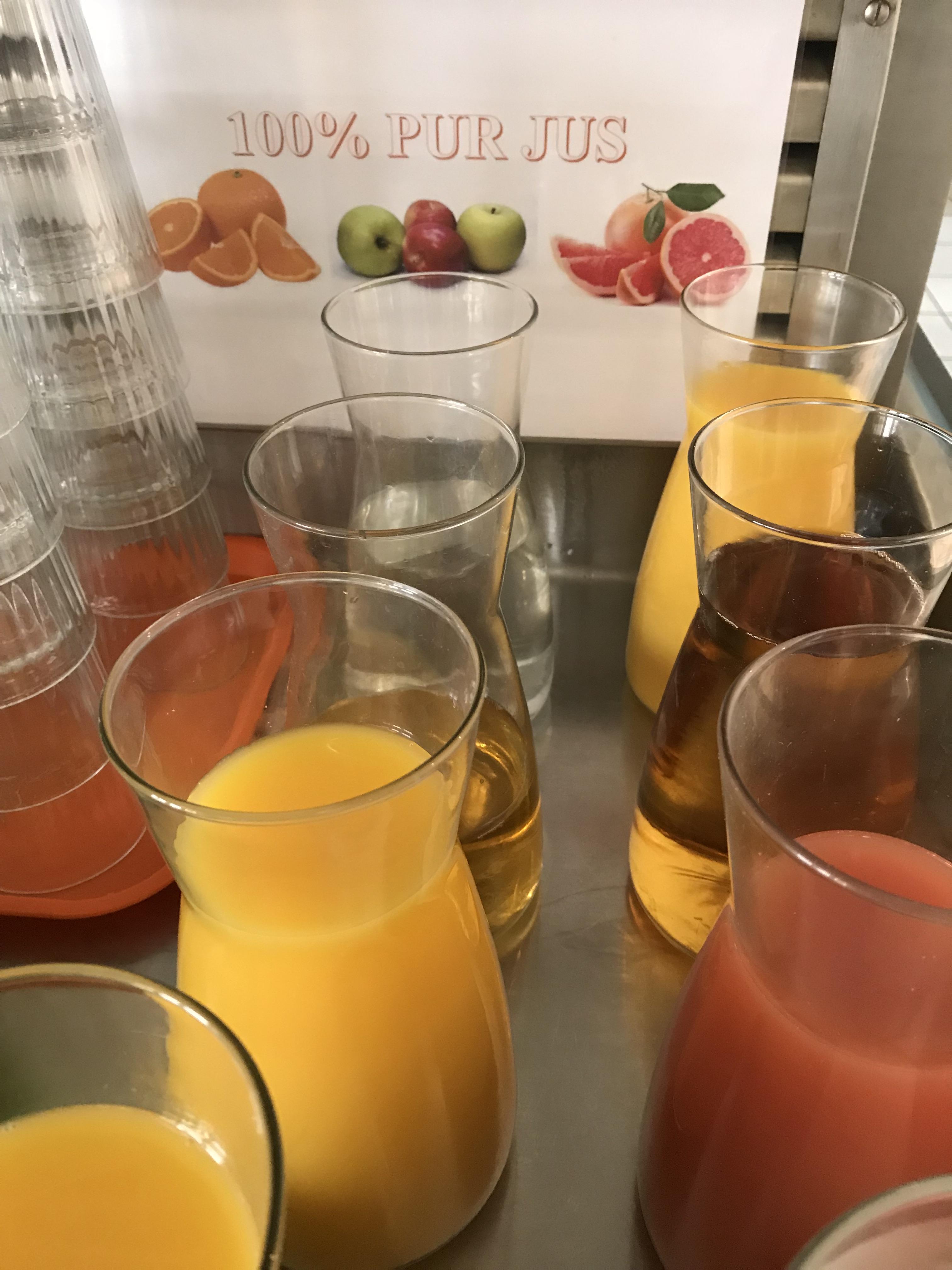 南图尔巴拉丁斯尼希尔酒店 尚布雷莱图尔 外观 照片